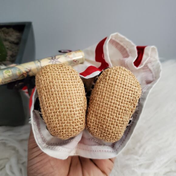 Vintage Muffy VanderBear All Paws On Deck Stuffed Toy - Picture 8 of 10